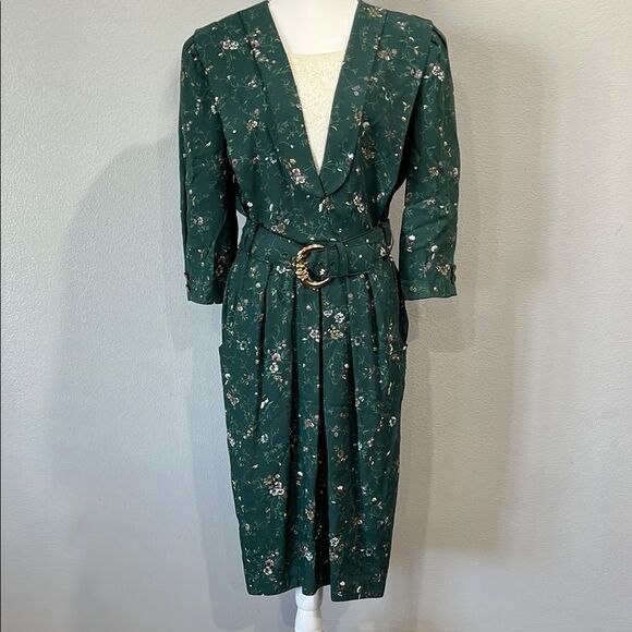 Vintage 1990s S.L. Petites Green Floral A-Line Dress with Belt - Picture 2 of 11